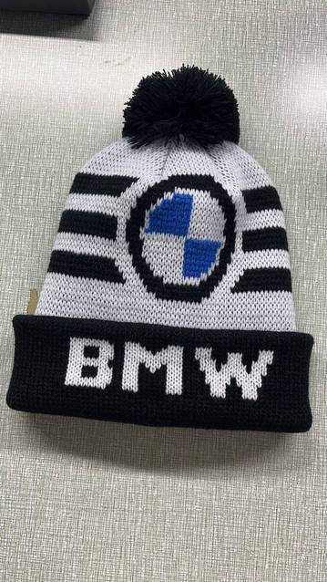 BMW Auto Beanie Mütze Bommel Bommelmütze Cap Fan Auto Winter Kleidung
