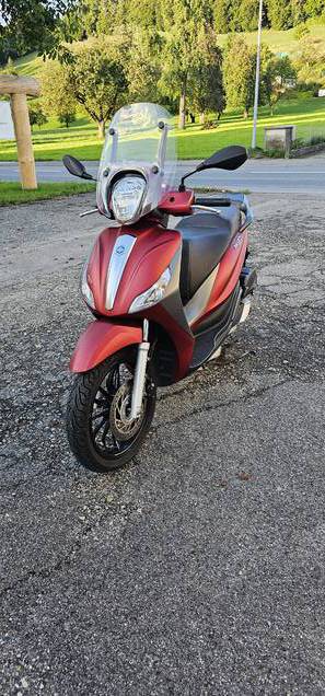 Piaggio Medley 125ccm ABS(Frisch MFK 14.10.25) 2019 Jahrgang Piaggio Medley 125ccm ABS(Frisch MFK 14.10.25) 2019 Jahrgang