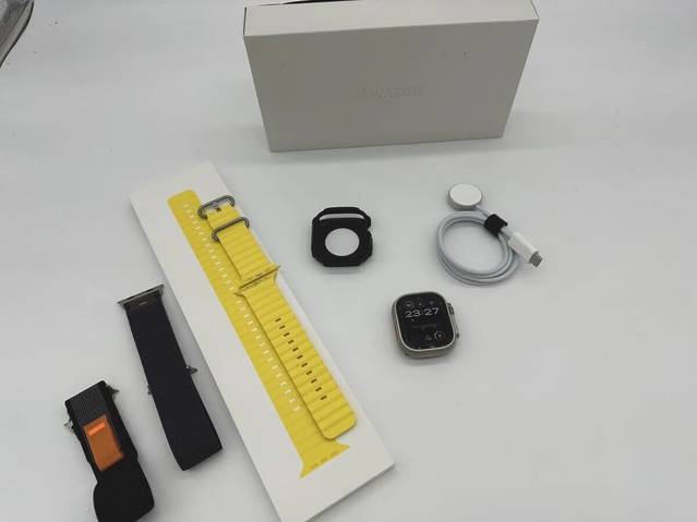 Apple Watch Ultra 2 Titanium