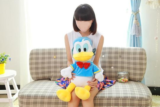 Donald Duck Plschtier ca. 80cm Stofftier XXL Enten Kuscheltier Disney Plsch Figur Fan Kult Fanartikel Kind Kinder Kuschel Ente Spielzeug