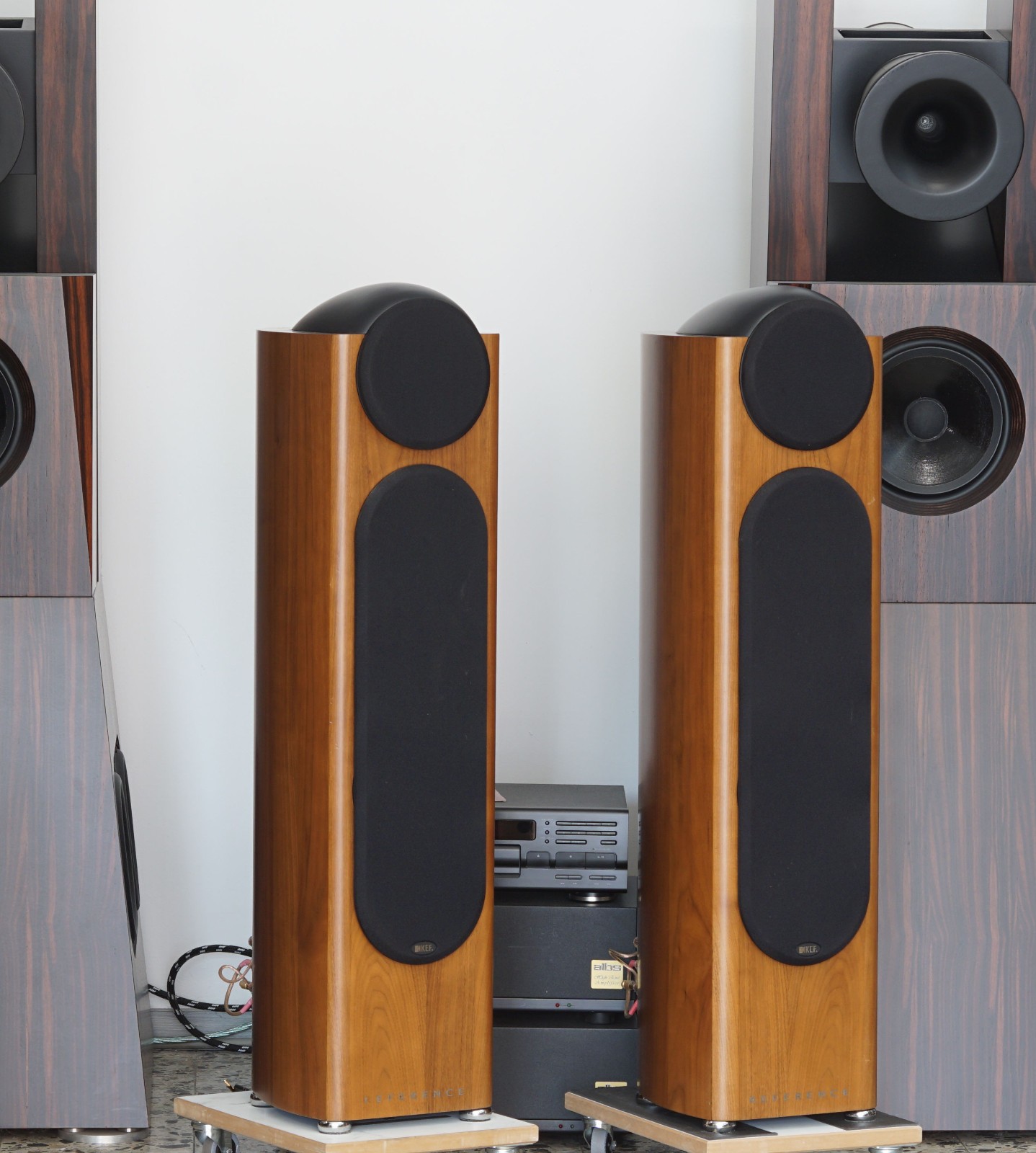 KEF Reference 203/2 Loudspeaker TV & Audio 2 KEF Reference 203/2 Loudspeaker