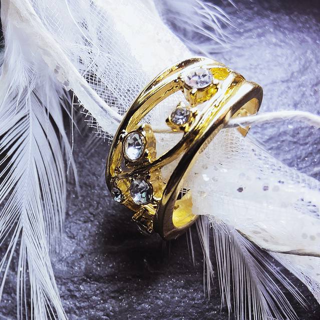 Roségold Ring mit Moissanite Diamant