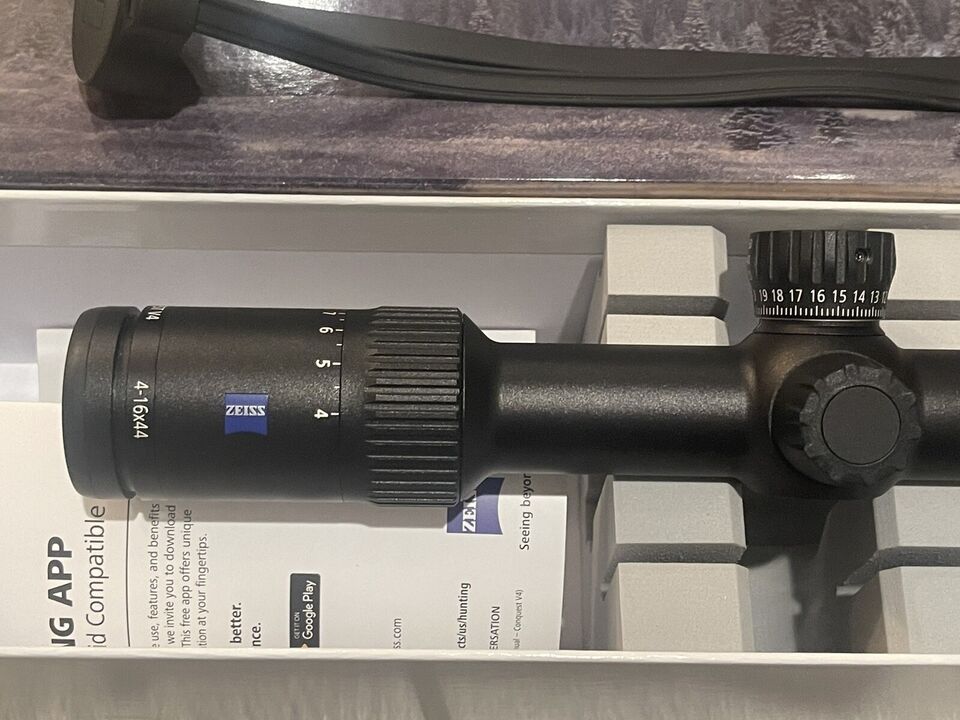 Zeiss Conquest V4 4-16x44 Zielfernrohr mit Absehen Nr. 64