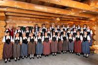 Erleben Sie Jodelmusik und Tanz im Kirchgemeindehaus Reichenbach. Konzertbeginn um 20.15 Uhr. Eintr